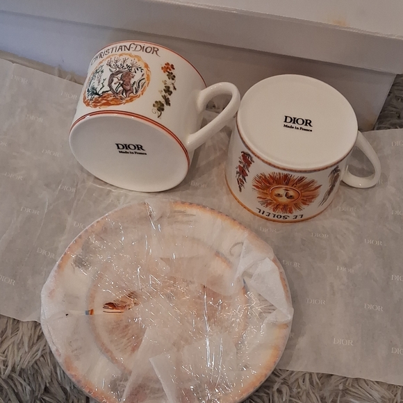 Dior White and Orange Mug Set - Picture 4 of 15